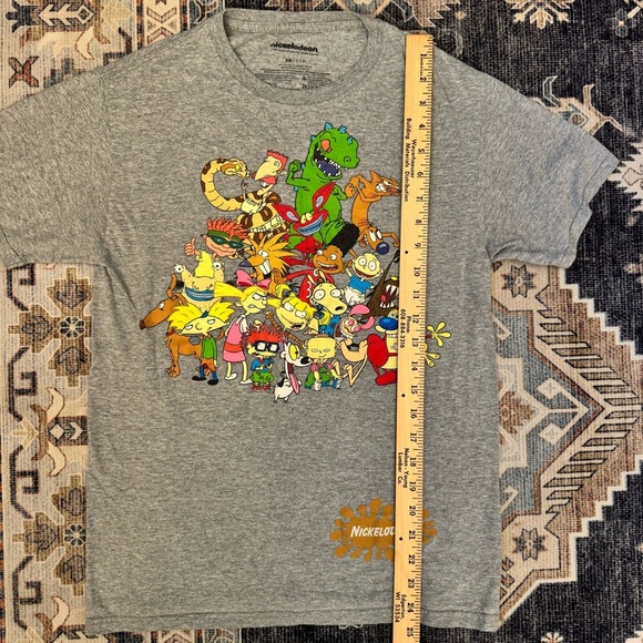 Nickelodeon Gray Graphic 90’s TV Show Collection Short Sleeve Shirt Size Small - Picture 8 of 8